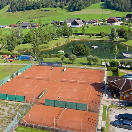 Sport & Familienhotel Baerenwirt Aich  Eksteriør bilde